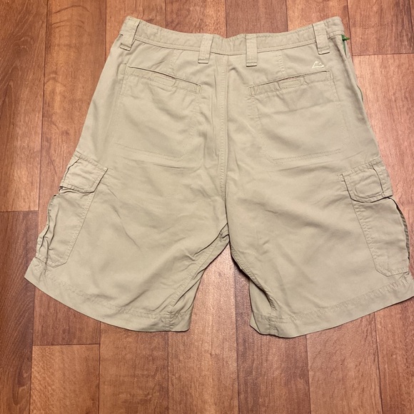 Alpine Design Lightweight Shorts - Picture 2 of 2